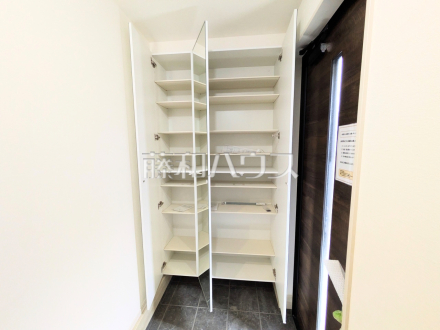 2号棟　玄関収納　【朝霞市幸町１丁目】／撮影日2026/02/27