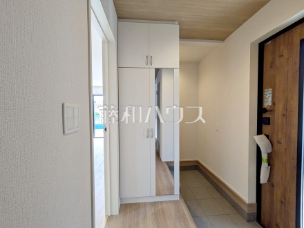 1号棟　玄関　【新座市池田４丁目】／撮影日2026/04/18
