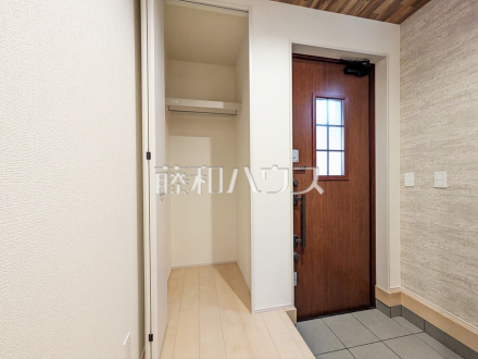 玄関　【小平市学園東町１丁目】／撮影日2026/03/30