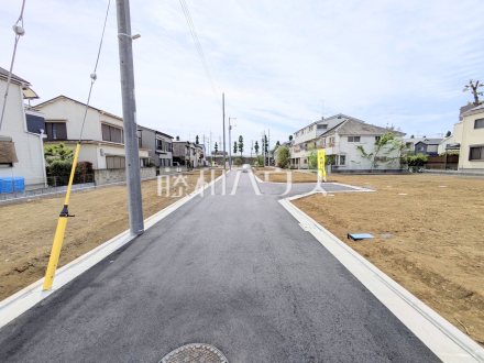 接道状況および現場風景　【府中市白糸台２丁目】／撮影日2026/04/18