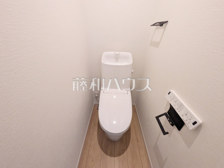 きれいでさわやか、ウォシュレット付きトイレ　【練馬区土支田２丁目】／撮影日2026/04/09