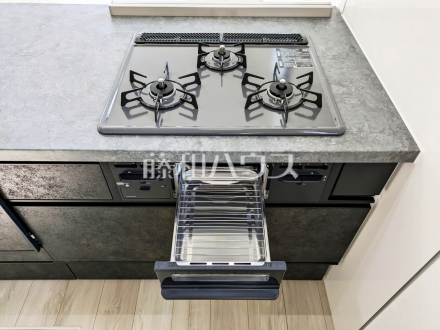 2号棟　キッチンコンロ・グリル　【国分寺市高木町１丁目】／撮影日2026/04/03