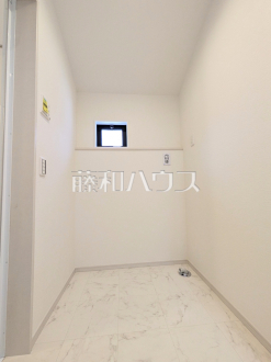 2号棟　洗面室・洗濯機スペース　【調布市小島町２丁目】／撮影日2026/06/01