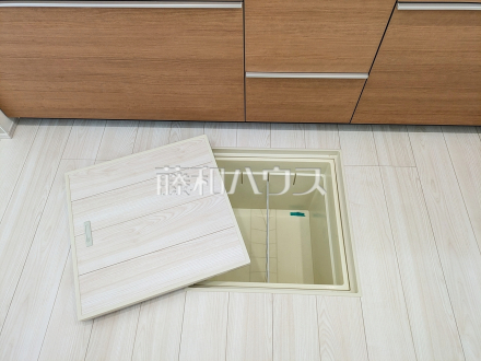 1号棟　床下収納　【与那原町字与那原】／撮影日2026/01/29