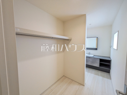 1号棟　ウォークインクローゼット　【与那原町字与那原】／撮影日2026/01/29