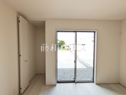 1号棟　リビング収納　【与那原町字与那原】／撮影日2026/01/29