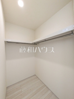 1号棟　ウォークインクローゼット　【与那原町字与那原】／撮影日2026/01/29