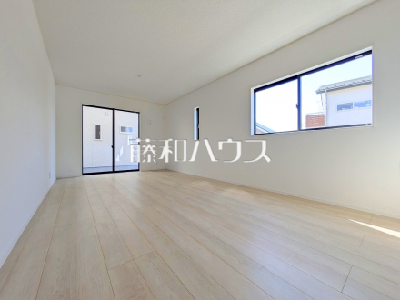 4号棟　リビング　【府中市清水が丘３丁目】／撮影日2026/03/12