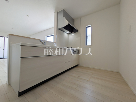 4号棟　キッチン　【府中市清水が丘３丁目】／撮影日2026/03/12