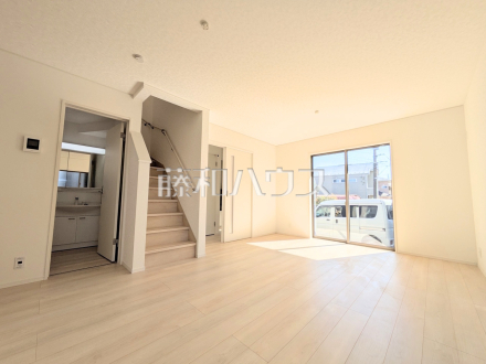 7号棟　リビング　【府中市清水が丘３丁目】／撮影日2026/03/12