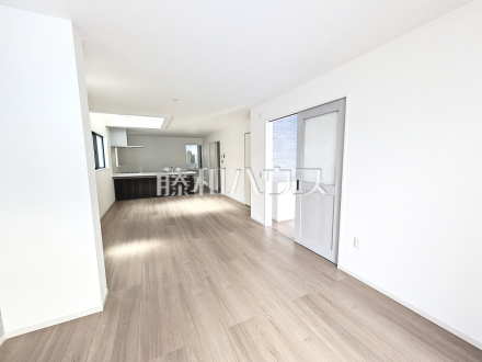 1号棟　リビング　【日野市大字日野】／撮影日2026/04/17