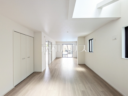 1号棟　リビング　【日野市大字日野】／撮影日2026/04/17