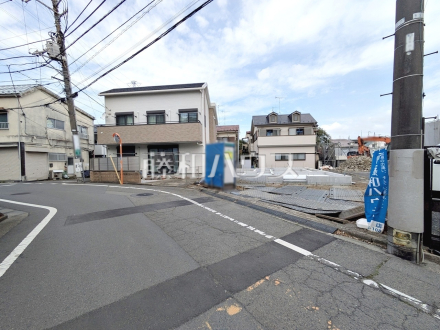接道状況および現場風景　【三鷹市井の頭１丁目】／撮影日2026/04/13