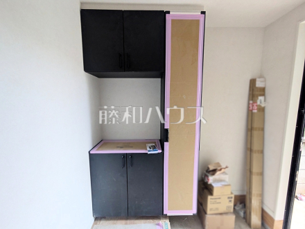 ≪玄関≫大容量のシューズインクロークで玄関もスッキリ　【府中市緑町３丁目】／撮影日2026/09/04