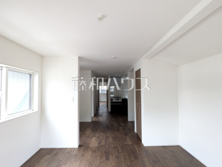 リビング　【多摩市豊ヶ丘１丁目】／撮影日2026/03/19