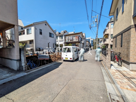 接道状況および現場風景　【小平市小川東町５丁目】／撮影日2026/04/03