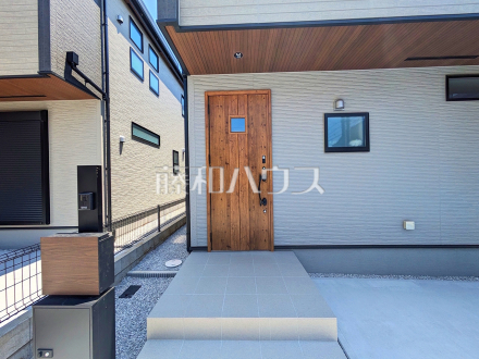 1号棟　玄関　【東村山市久米川町２丁目】／撮影日2026/05/14