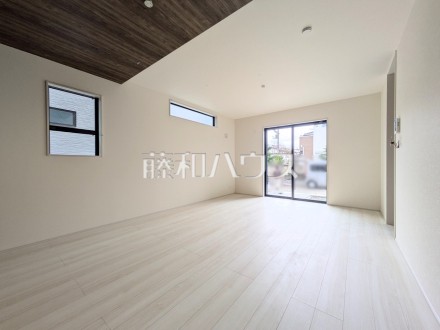 2号棟　リビング　【東村山市久米川町２丁目】／撮影日2026/04/23