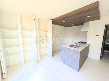 5号棟　収納　【東村山市久米川町２丁目】／撮影日2026/04/12