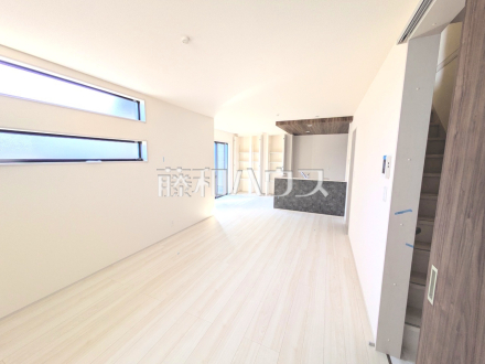 5号棟　リビング　【東村山市久米川町２丁目】／撮影日2026/04/12