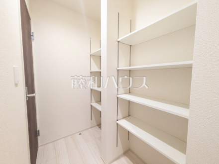 6号棟　ファミリークローク　【東村山市久米川町２丁目】／撮影日2026/04/26