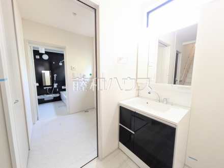 6号棟　洗面室　【東村山市久米川町２丁目】／撮影日2026/04/26