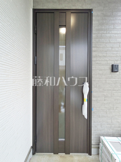 E号棟　玄関　【八王子市弐分方町】／撮影日2026/07/06