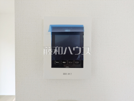 F号棟　TVモニターインターホン　【府中市日新町３丁目】　日々の生活を豊かに、暮らしを心地良くする先進の設備　／撮影日2026/06/07