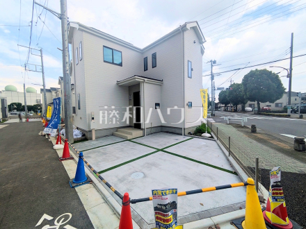 J号棟　駐車スペース　【府中市日新町３丁目】／撮影日2026/07/03