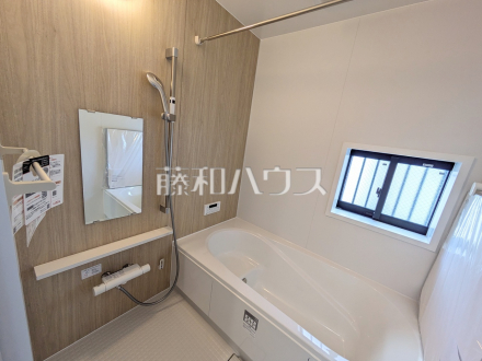 ≪L号棟　浴室≫一日の疲れを癒す優しい色合いのバスルーム【府中市日新町３丁目】／撮影日2026/05/29
