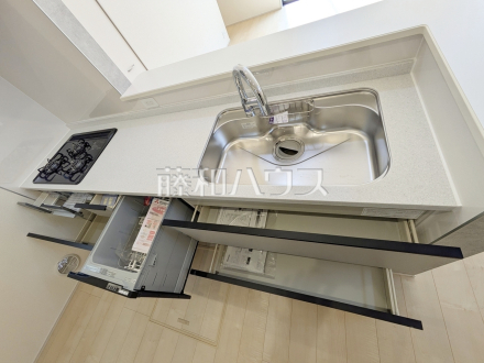 2号棟　キッチンスライド収納　【府中市若松町３丁目】／撮影日2026/03/22