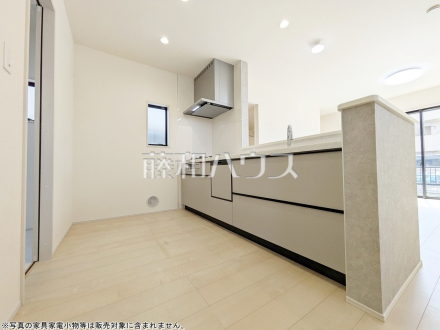 2号棟　キッチン　【府中市若松町３丁目】／撮影日2026/03/22