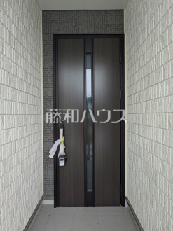 B号棟　玄関　【八王子市弐分方町】／撮影日2026/08/30