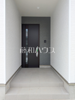 D号棟　玄関　【八王子市弐分方町】／撮影日2026/08/30