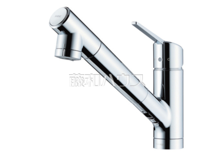 【浄水器一体型水栓】浄水器部ごとホースが引き出せるので鍋に注ぐ時や掃除時も便利　