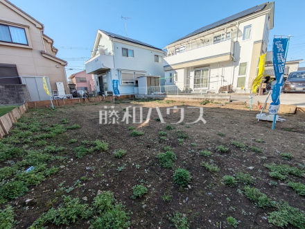 現地写真　【八王子市小宮町】土地面積は約141.05㎡。ゆとりある敷地ですので、広いお庭も確保できそうですね。／撮影日2026/02/28