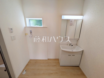 洗面室　【調布市飛田給３丁目】／撮影日2026/05/01