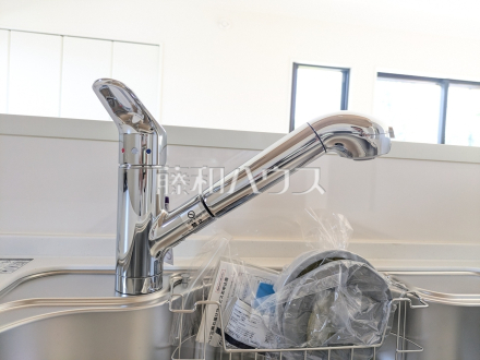 1号棟　浄水器一体型水栓　【八王子市上野町】　いつでもおいしいお水が飲める浄水器一体型水栓も完備 ／撮影日2026/07/11