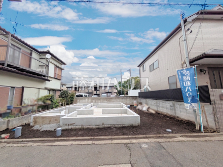家族が揃って食事できるゆとりある大きさのLDK約16帖 　【新座市西堀２丁目】／撮影日2026/04/10