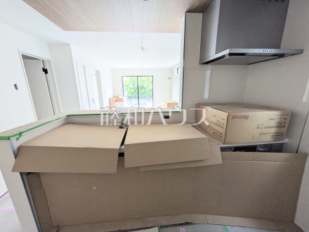 1号棟　キッチン(施工中)　【福岡市城南区樋井川２丁目】／撮影日2026/05/21