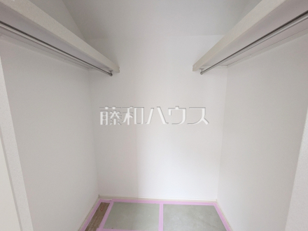 2号棟　ウォークインクローゼット(施工中)　【福岡市城南区樋井川２丁目】／撮影日2026/05/21