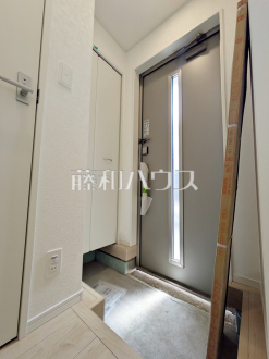 1号棟 玄関【調布市富士見町3丁目】/撮影日2026/08/20