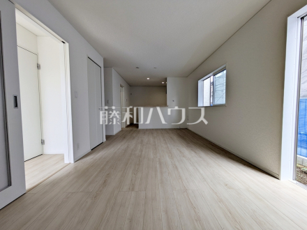 6号棟 リビング 【調布市富士見町3丁目】/撮影日2026/08/20