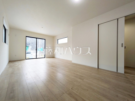 1号棟　リビング　【府中市浅間町４丁目】／撮影日2026/04/10