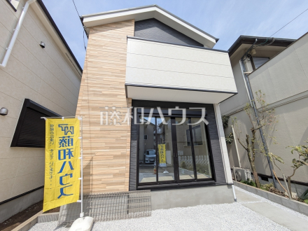 ≪現地外観（2号棟）≫堂々完成、いつでもご内覧いただけます！ぜひ実物をご覧いただきたく思います。喜んでご案内いたしますのでお気軽にお問合せ下さい☆　【府中市浅間町４丁目】／撮影日2026/03/22