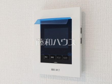 TVモニター付インターフォン 【新座市東3丁目】 訪問者がわかるTVモニター付インターフォンは、お子様のお留守番にも活躍するかも?!
/撮影日2026/08/17