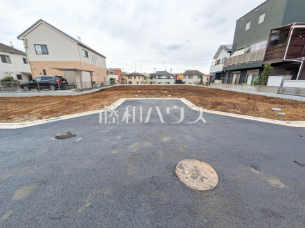 接道状況および現場風景　【東村山市野口町３丁目】ぜひ実物をご覧いただきたく思います。喜んでご案内いたしますのでお気軽にお問合せ下さい。／撮影日2026/08/30