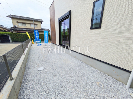 庭　【糟屋郡粕屋町花ヶ浦２丁目】／撮影日2026/06/01
