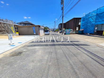 接道状況および現場風景　【春日井市下条町３丁目】／撮影日2026/07/25