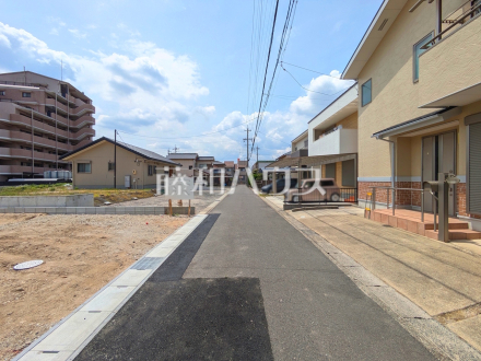 接道状況および現場風景　【春日井市上条町８丁目】／撮影日2026/05/12